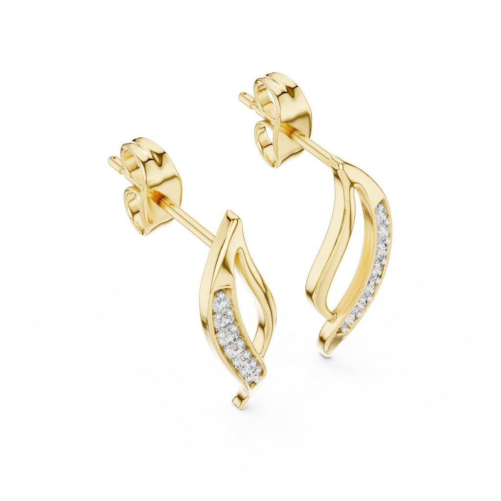 Moissanite Pavé Flame Stud Earrings – 925 Sterling Silver, 18K Gold Vermeil